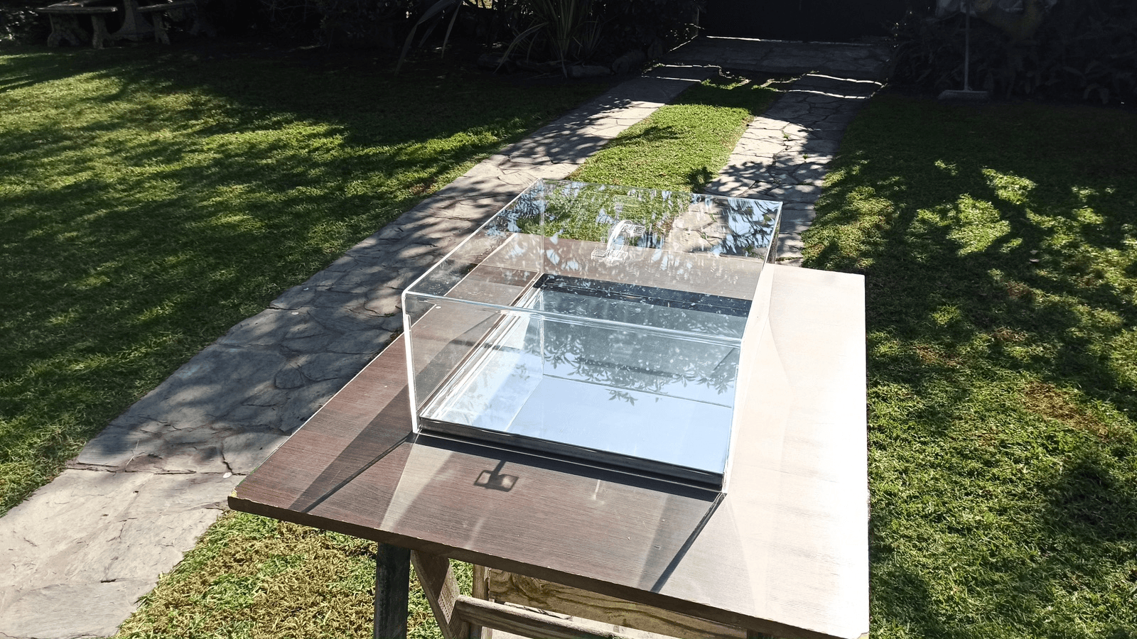 Tapa Cubre Bandejas con Manija