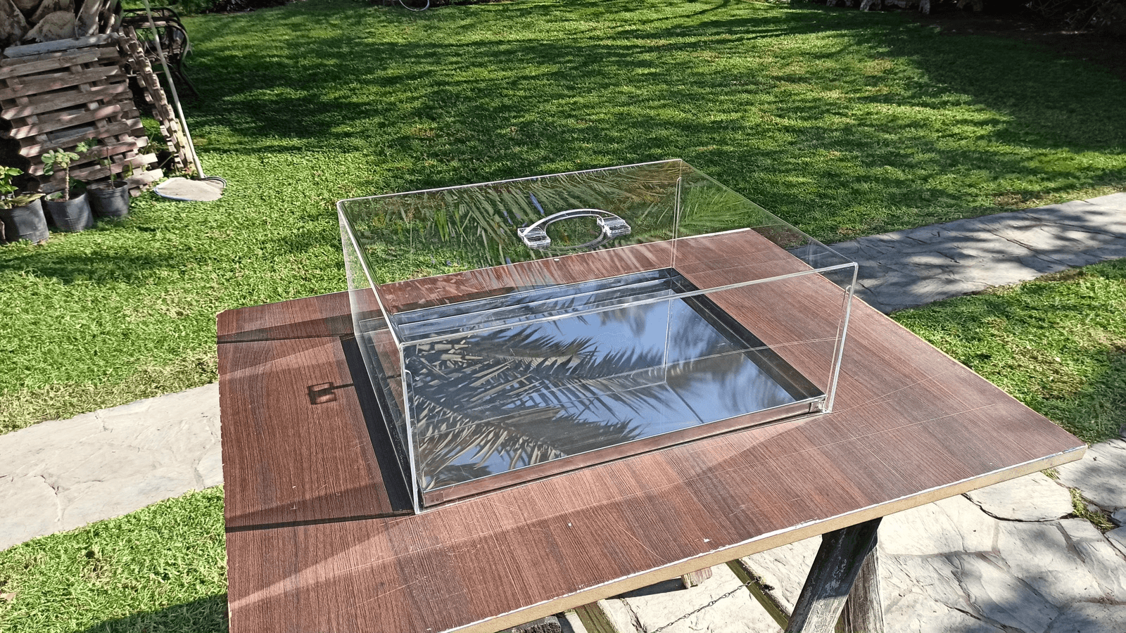 Tapa Cubre Bandejas con Manija